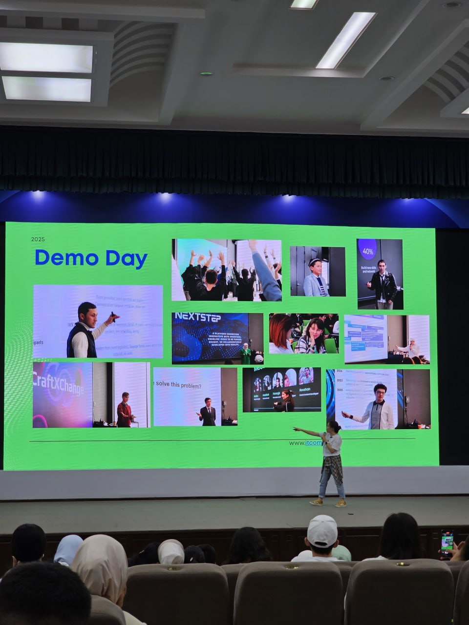 All-Hands Meeting, photo 2