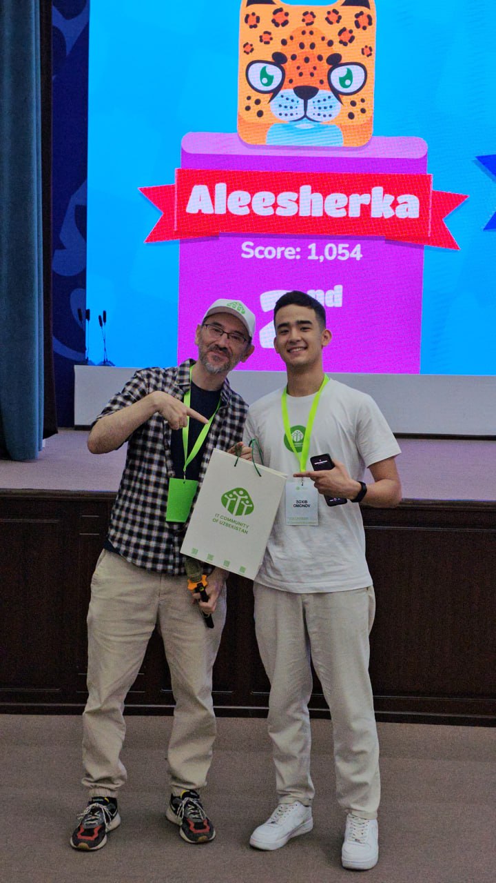 All-Hands Meeting, photo 3